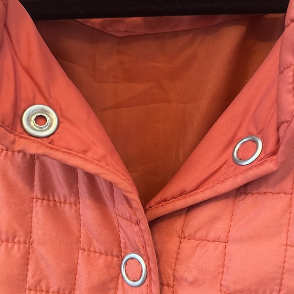 LIKE NEW - orange jacket with zippered pockets - Picture 4 of 4